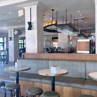 Photo taken at Coogee Bay Hotel by Beer W. on 10/23/2023