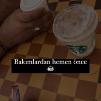 Photo taken at Starbucks by Kübra öğredik on 4/4/2023