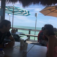 5/13/2017 tarihinde Leana F.ziyaretçi tarafından Tiki Bar'de çekilen fotoğraf