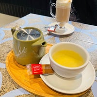 Foto diambil di Lemon Jelly Café oleh Priscilla C. pada 9/3/2022