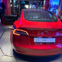 Photo taken at Tesla Store by Nurşin A. on 2/27/2019
