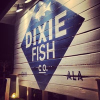 Снимок сделан в Dixie Fish Co. пользователем Marcel T. 9/15/2013