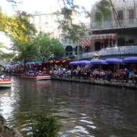 Foto tomada en The San Antonio River Walk  por Greg C. el 5/14/2013