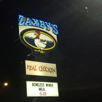 Photo taken at Zaxby&amp;#39;s Chicken Fingers &amp;amp; Buffalo Wings by Tabitha M. on 2/26/2013