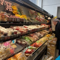 2/5/2024 tarihinde Alex G.ziyaretçi tarafından Suruki Supermarket'de çekilen fotoğraf