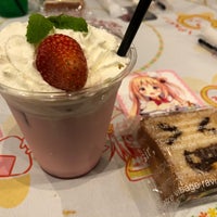 Photo taken at Cafe ASAN by べるぎー on 5/31/2022