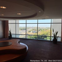 Foto diambil di Renaissance Dallas Richardson Hotel oleh J Scott O. pada 9/27/2023
