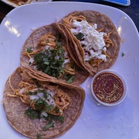 Foto scattata a La Palapa, Mexican Cuisine &amp;amp; Mezcal Bar da Kate V. il 5/26/2021
