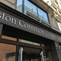 Foto tirada no(a) Boston Common Coffee Company por Rami M. em 8/20/2017