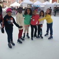 Снимок сделан в Silver Spring Ice Rink at Veterans Plaza пользователем Silver Spring Ice Rink at Veterans Plaza 3/10/2016