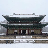 Photo taken at Changdeokgung by 국룡 표. on 1/2/2024