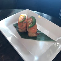 Снимок сделан в Koi Restaurant пользователем Nicole P. 1/25/2017