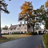 Photo taken at Cherokee Town and Country Club - Town Club by Hops Diva on 10/17/2021