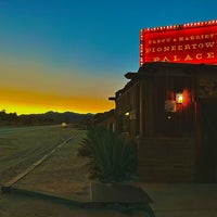 Photo taken at Pappy &amp;amp; Harriet&amp;#39;s Pioneertown Palace by Mike V. on 2/2/2023