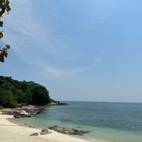 Foto diambil di Mun Nork Island Resort oleh paphaunn pada 5/21/2023