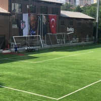 Photo taken at Beşiktaş Fulya Hakkı Yeten Tesisleri by 🍀 Yasemin S. on 6/16/2019