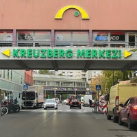 Photo taken at Zentrum Kreuzberg | Kreuzberg Merkezi by ♏️UTLU . on 4/21/2024