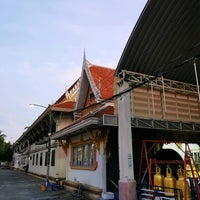 Photo taken at วัดพระไกรสีห์ (วัดน้อย) Wat Pra Kraisri (Wat Noi) by Jon S. on 9/11/2020