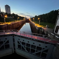Photo taken at Пешеходный мост через канал им. Москвы by Olga S. on 6/5/2021