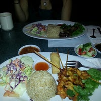 Photo taken at Sib Song Thai Restaurant | ORDER FOOD ONLINE by jacqueline s. on 3/28/2013
