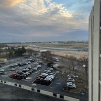 Photo taken at DoubleTree by Hilton by Jeff H. on 1/20/2022