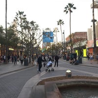 Photo taken at Third Street Promenade by Ry A. on 2/6/2016