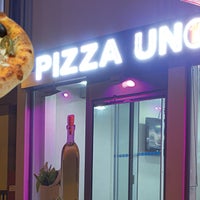 Das Foto wurde bei pizza uno von pizza uno am 3/11/2016 aufgenommen