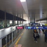Photo taken at Suwon Station by 승훈 이. on 4/29/2018