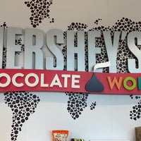 Photo taken at Hershey&amp;#39;s Chocolate World by Al Shaima A. on 6/20/2023