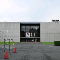Photo taken at 武蔵野美術大学 美術館・図書館 by s__laughter on 7/12/2022