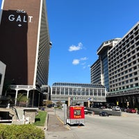 Снимок сделан в Galt House Hotel пользователем René L. 10/7/2023