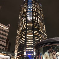 Photo taken at Roppongi Hills Mori Tower by D L. on 4/19/2019