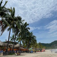 Foto diambil di Playa La Ropa oleh Justin L. pada 9/6/2022