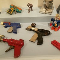 Снимок сделан в The National Museum of Toys and Miniatures пользователем Colorado S. 11/12/2016