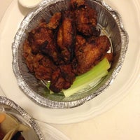 Снимок сделан в Brooklyn Bird Restaurant пользователем Michelle Wendy 12/15/2012