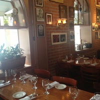 Das Foto wurde bei Il Violino Restaurant von Michelle Wendy am 6/15/2013 aufgenommen