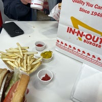 Photo taken at In-N-Out Burger by Uroo on 5/2/2024