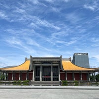 Photo taken at National Dr. Sun Yat-sen Memorial Hall by Uroo on 3/1/2024