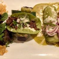 รูปภาพถ่ายที่ Taco Rosa Mexico City Cuisine - Irvine โดย Jimbo S. เมื่อ 6/24/2018