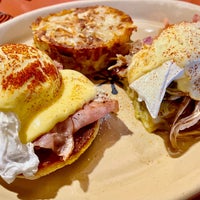 Photo taken at Snooze, an A.M. Eatery by Jimbo S. on 1/10/2023