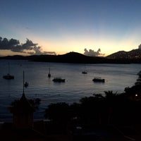 Снимок сделан в Frenchman&amp;#39;s Reef &amp;amp; Morning Star Marriott Beach Resort пользователем Donna 7/25/2016
