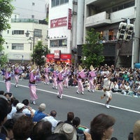 Photo taken at 高円寺阿波踊り中央演舞場 by Yosuke T. on 8/25/2013