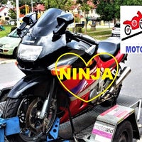 Review Pasar Malam Bandar Baru Sentul