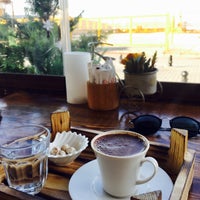 Das Foto wurde bei Veranda Coffee &amp;amp; Breakfast von Gizem S. am 1/2/2017 aufgenommen
