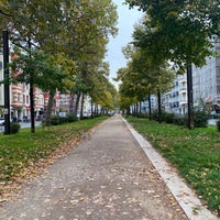 Photo taken at Mittelpunkt Friedrichshain by Da N. on 10/21/2022