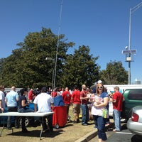 Photo taken at Johnson Brother&amp;#39;s Knock-a-Homa-Palooza Braves Tailgate by Chris W. on 4/1/2013