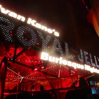 Foto diambil di Ivan Kane&#39;s Royal Jelly Burlesque Nightclub oleh Gary T. pada 3/24/2013