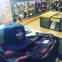 Photo taken at Timberland Store Santa Fe by Käy on 2/19/2017