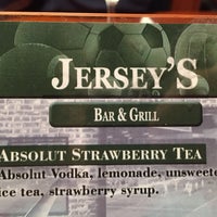 Photo taken at Jersey&amp;#39;s Bar &amp;amp; Grill by Karen O. on 9/3/2018