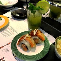 Foto diambil di Sushi Hon oleh Melly T. pada 4/30/2017